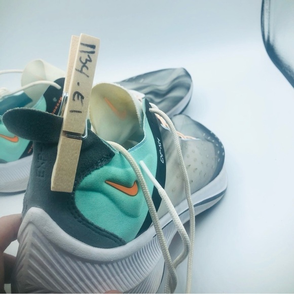 Nike Unisex Exp-X14 QS Running Shoe Size 10.5 - Picture 8 of 9